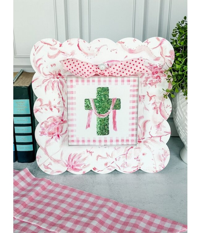 Round Top Mini Pink Boxwood Cross Print