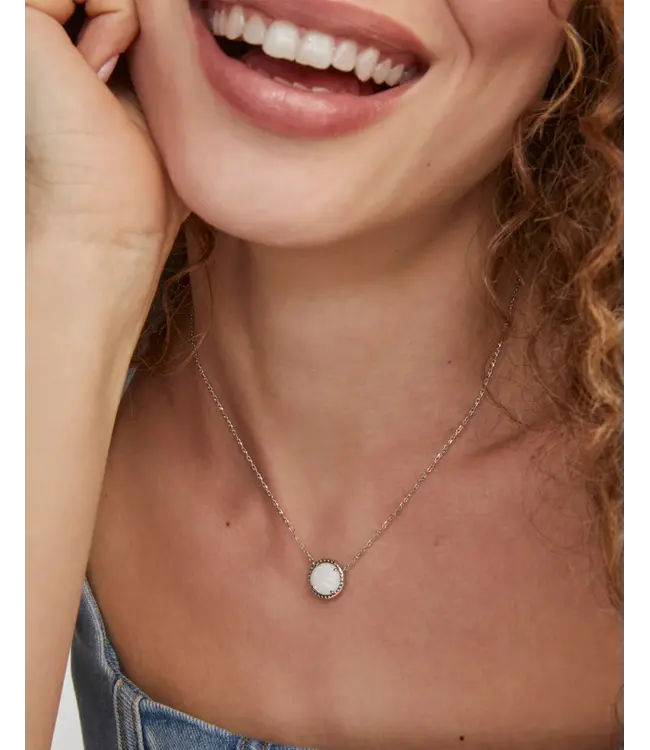 Kendra Scott Volleyball Silver Short Pendant Necklace in White Mother-of-Pearl