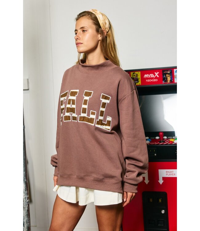 Lucy Brown FALL Applique Embroidered Sweatshirt