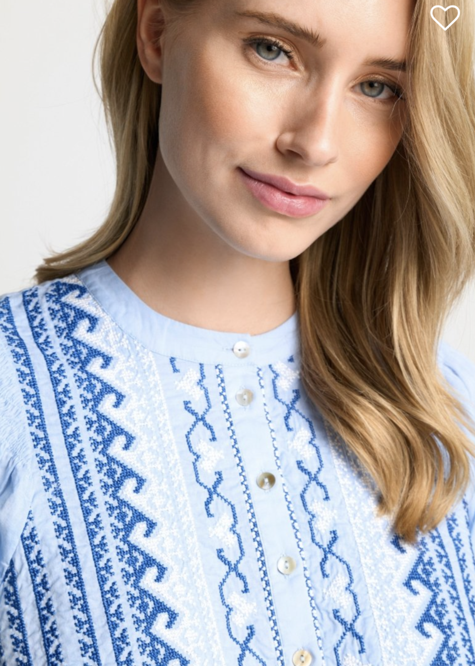 Blouse avec broderie