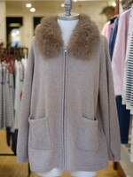 Veste avec col en fausse fourrure