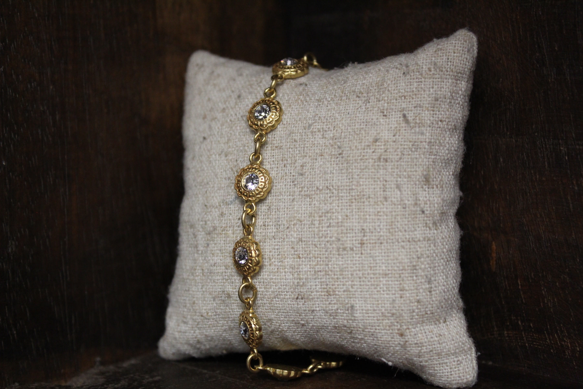 La vie Parisienne Crystal Flower Bracelet La vie Parisienne Crystal Flower Bracelet