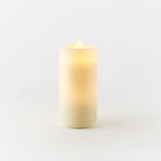 One Hundred 80 Degrees Cream Water Wick Candle w/ Remote