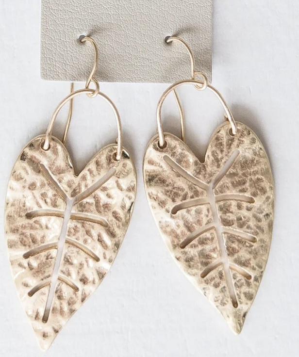 Leslie Curtis Jewelry Aiden - Leaf Earrings Leslie Curtis Jewelry Aiden - Leaf Earrings
