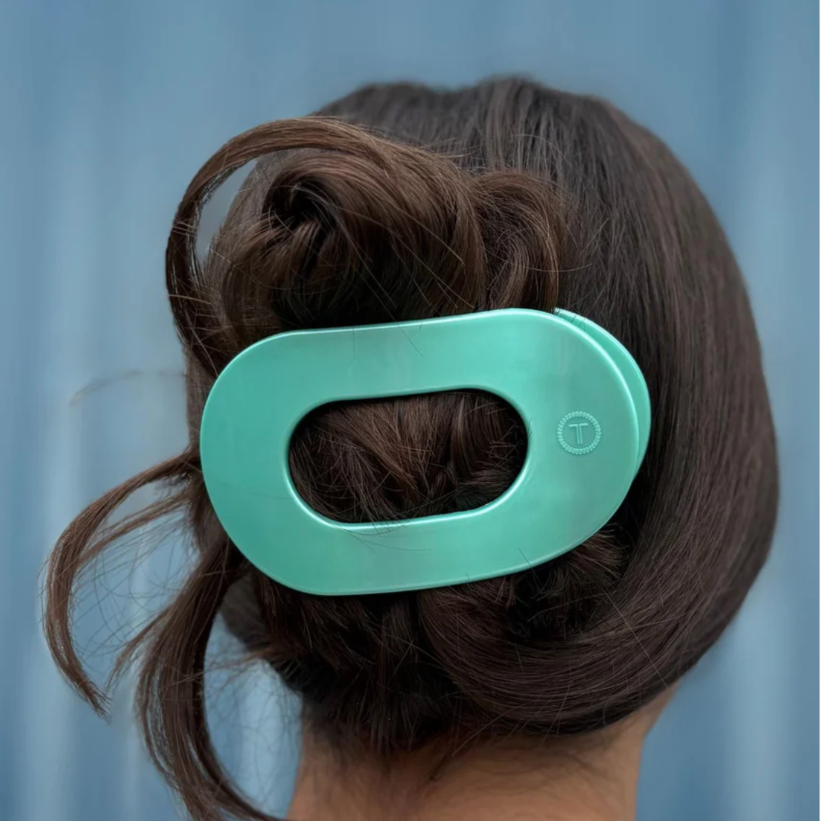 Teleties Large Round Flat Hair Clip- Totally Turqoise
