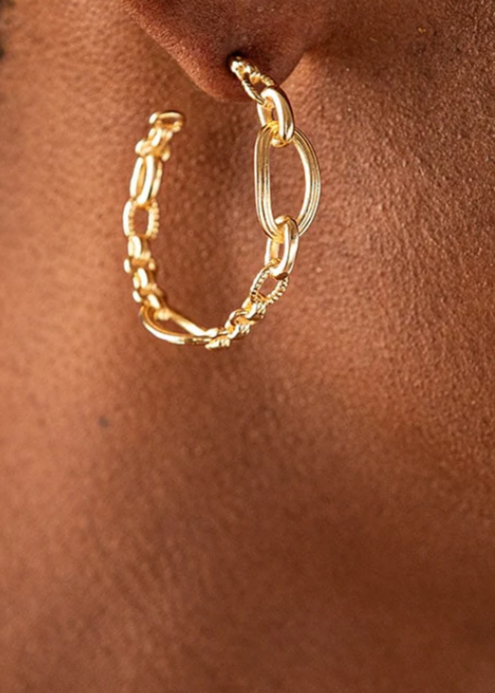 Capucine De Wulf Monique Chain Hoop Earrings- Gold