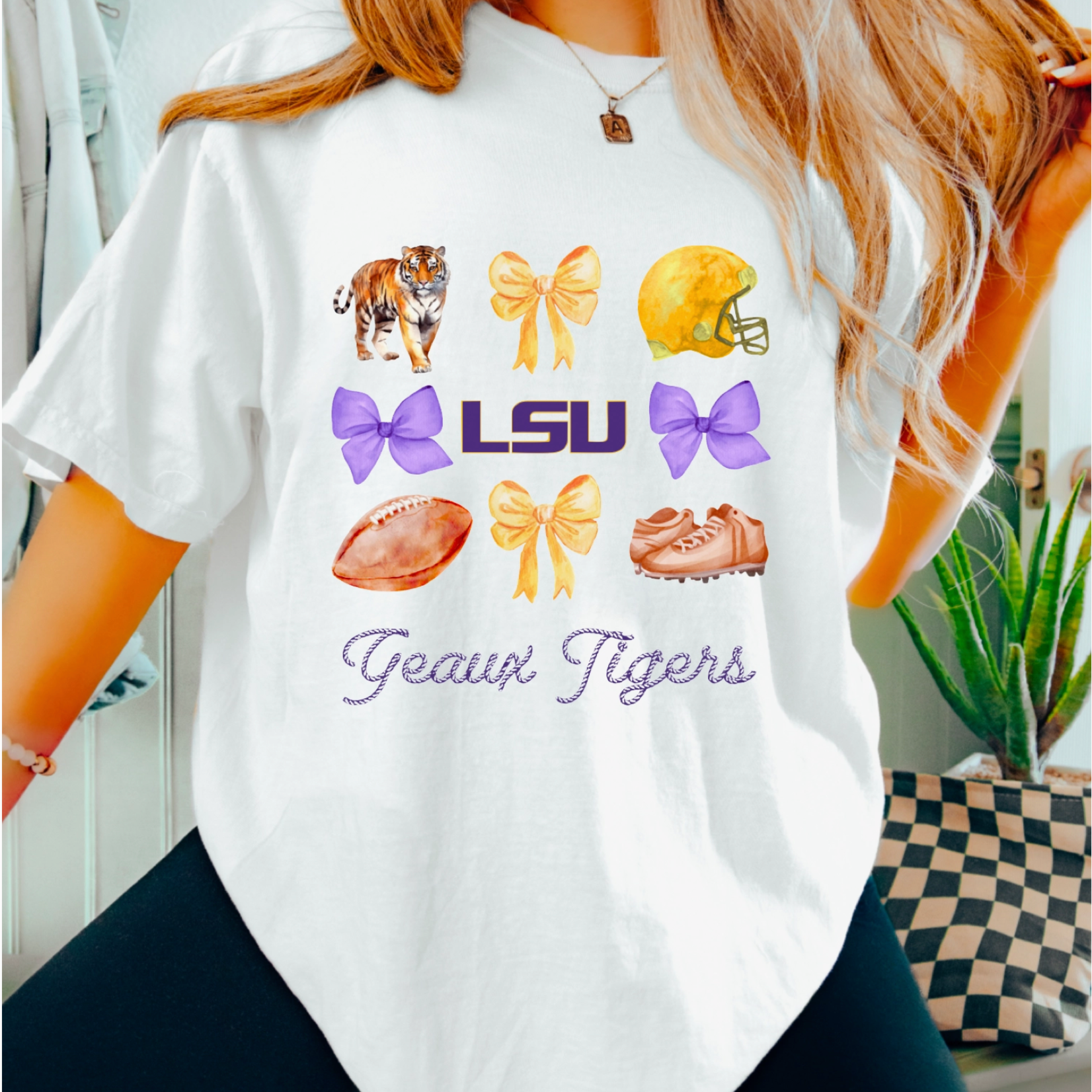 Gia Gifts Boutique LSU Geaux Tigers Coquette Graphic Tee