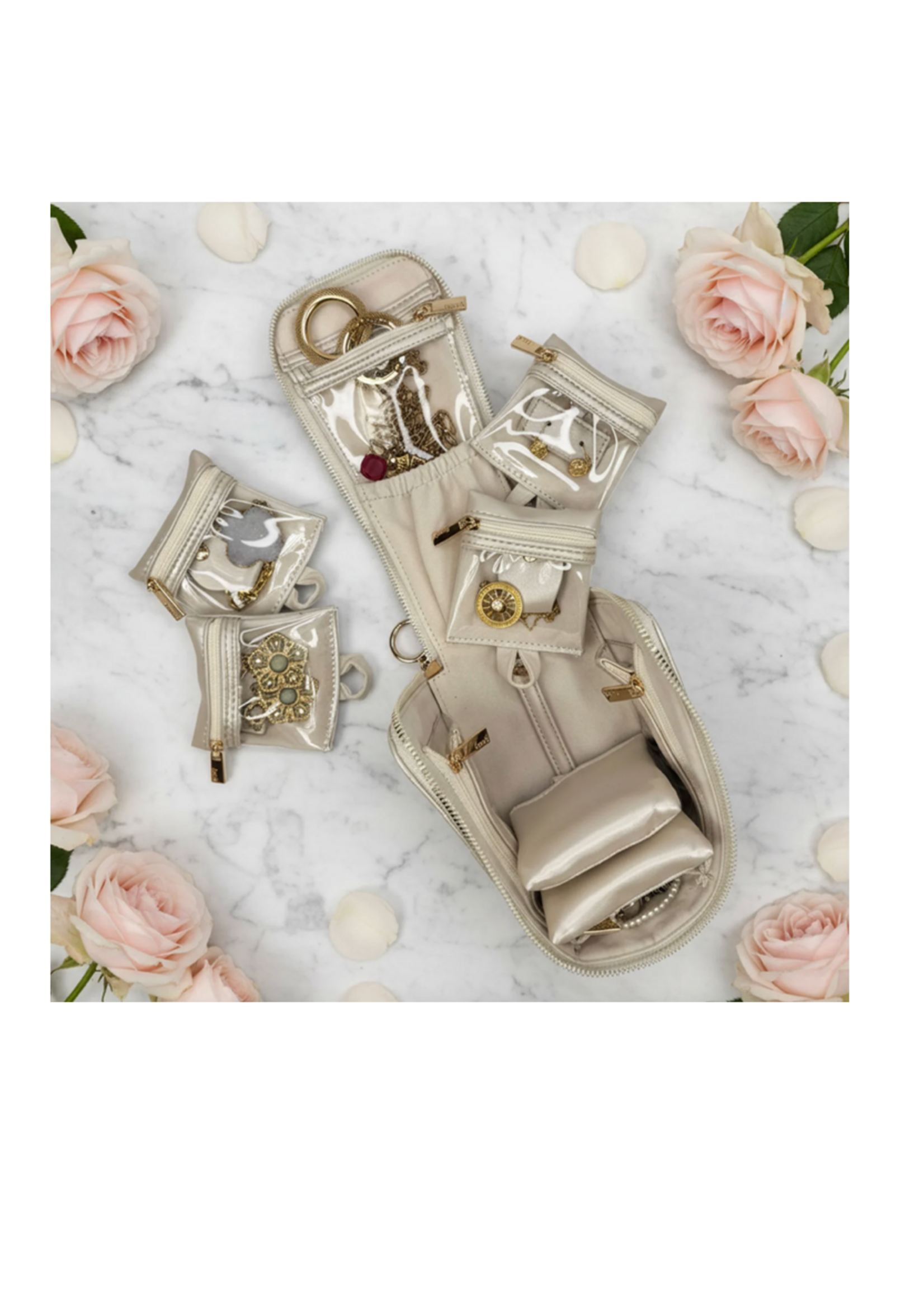 PurseN Train Jewelry Case- Pearl Quilted