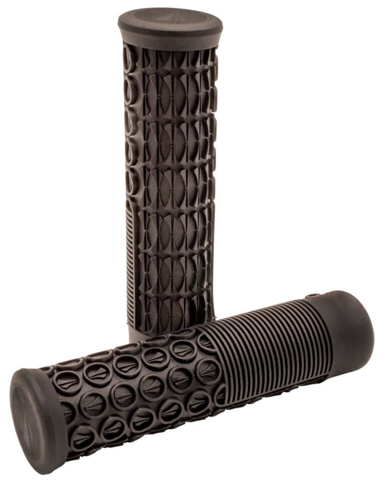 SDG Components Thrice 33 Grips - Black, Lock-On