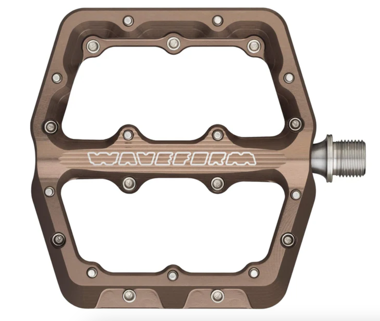 Wolf Tooth Wolf Tooth Waveform Pedal-Espresso