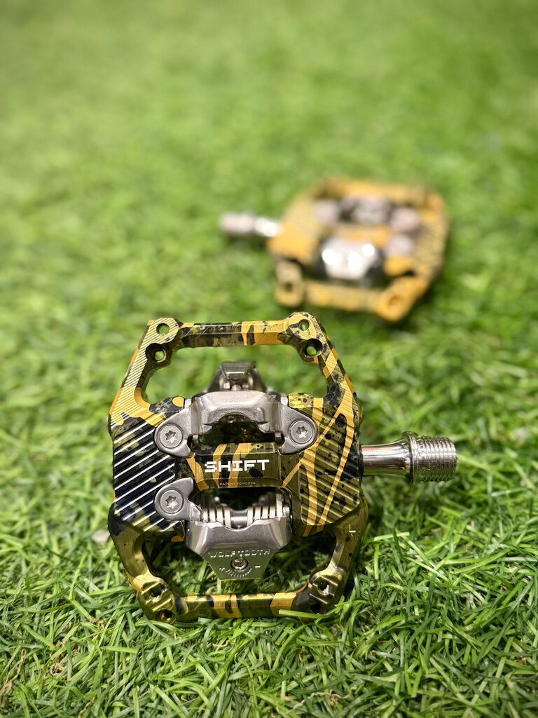 Wolf Tooth Wolf Tooth Limited Edition SHIFT Gravity Clipless Pedal - Camo