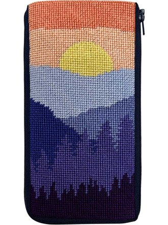Alice Peterson SZ3017 Mountain Scene Eyeglass Case