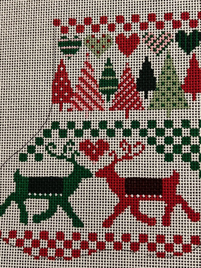 Bas De Noël Shelly Tribbey – Père Noël Et Jouets, Toile Aiguilletée, Motif Unique