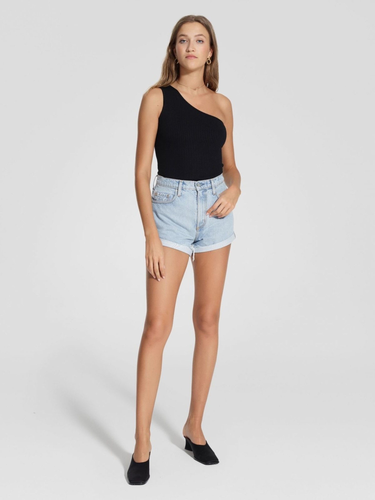 nobody skyline shorts