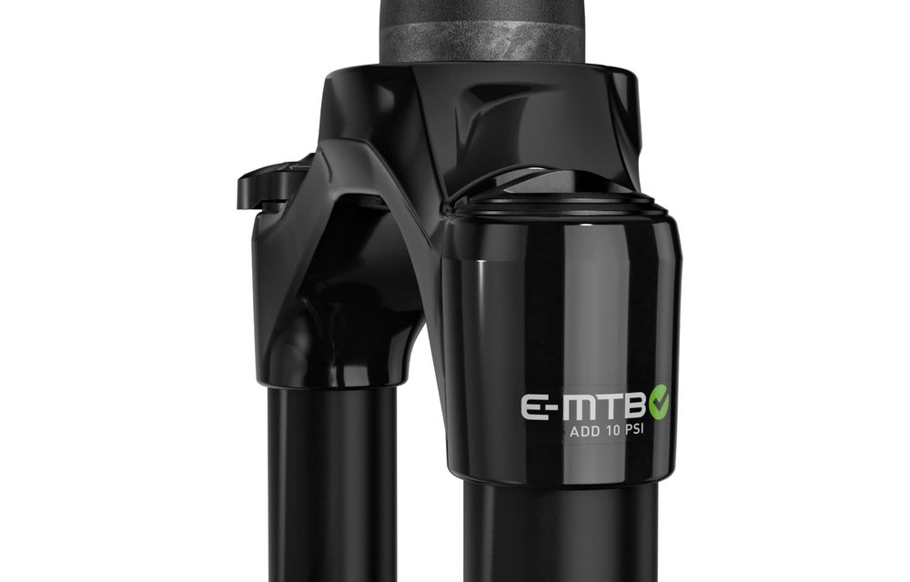 Rock Shox Suspensión Revelation RC Conico Boost