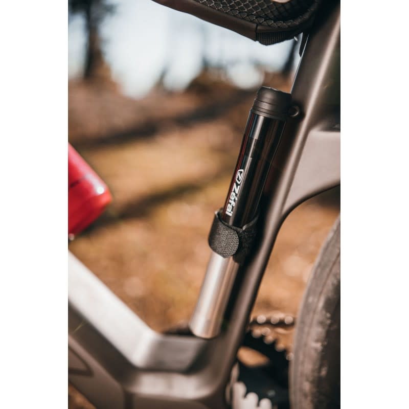 Mini Pompe à Vélo ZEFAL FC03 – Profil – Noir/argent – 9 BAR / 130 PSI