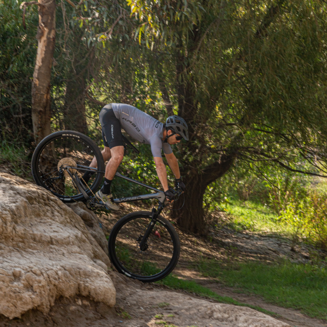 Bicicleta KRBO DRT carbon Deore 1x12 Grafito