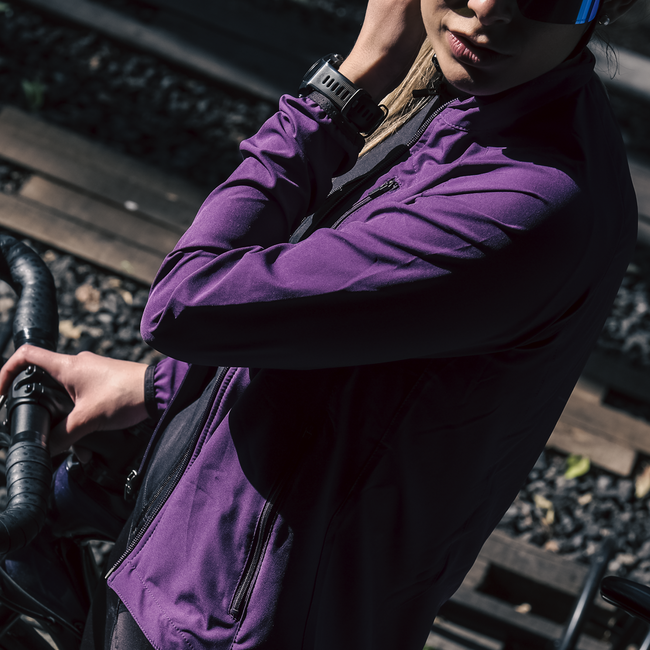 Aphesis Chamarra Rompevientos Atmos Mujer