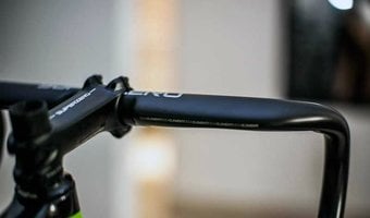 Ciclometa Detalles Protector de cuadro para bicicleta neopreno carbon PRO  by Shimano
