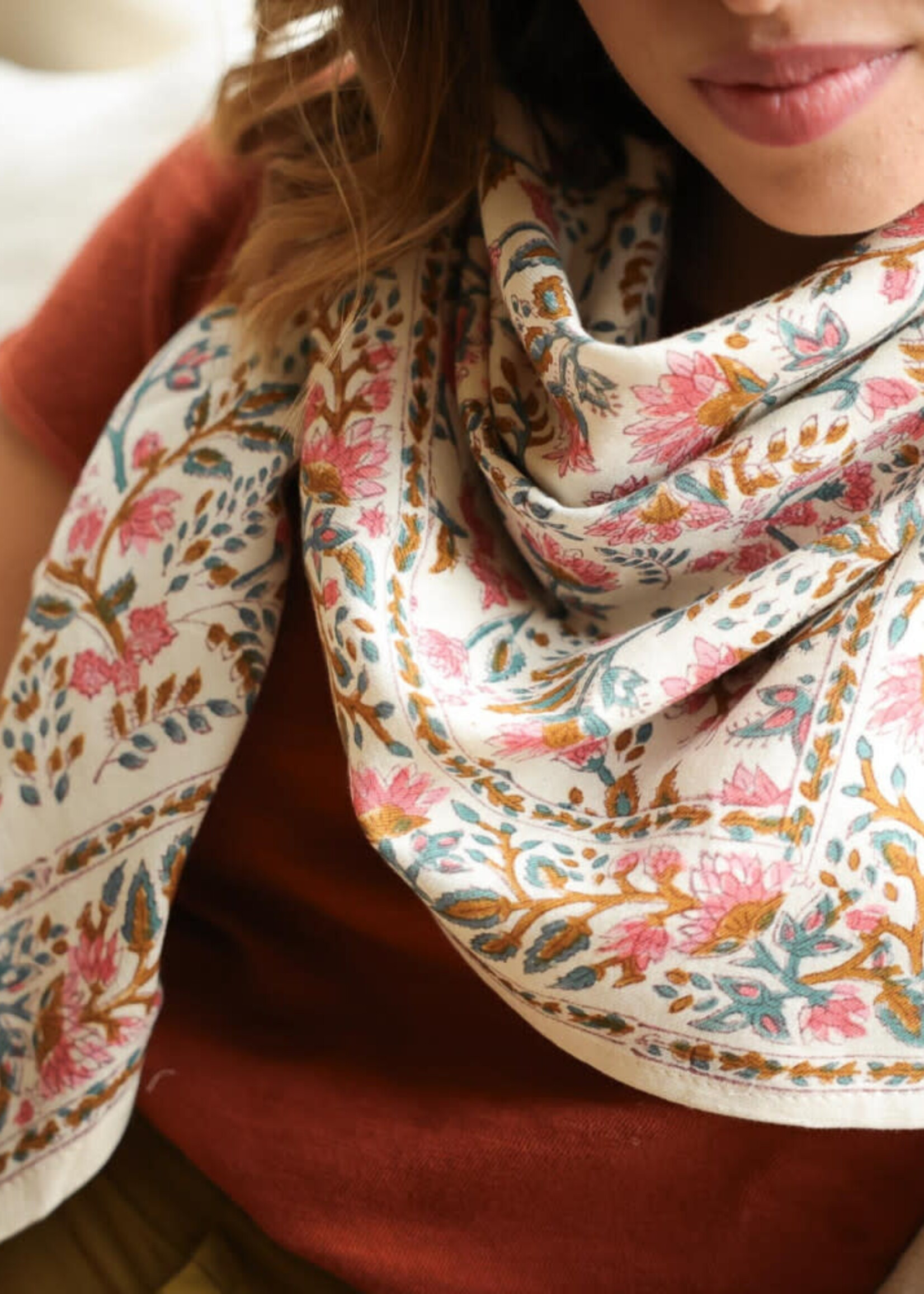 Bellemme Scarf Large - Rhapsody Confetti