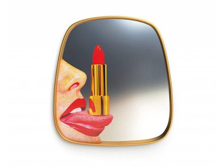 toilepaper mirror gold frame - tongue
