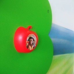 Children's Museum Factory The Magnetic Apple Tree of 20 Apples
