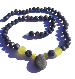 Momma Goose Momma Goose Baltic Amber Diffusing  Necklace Adult