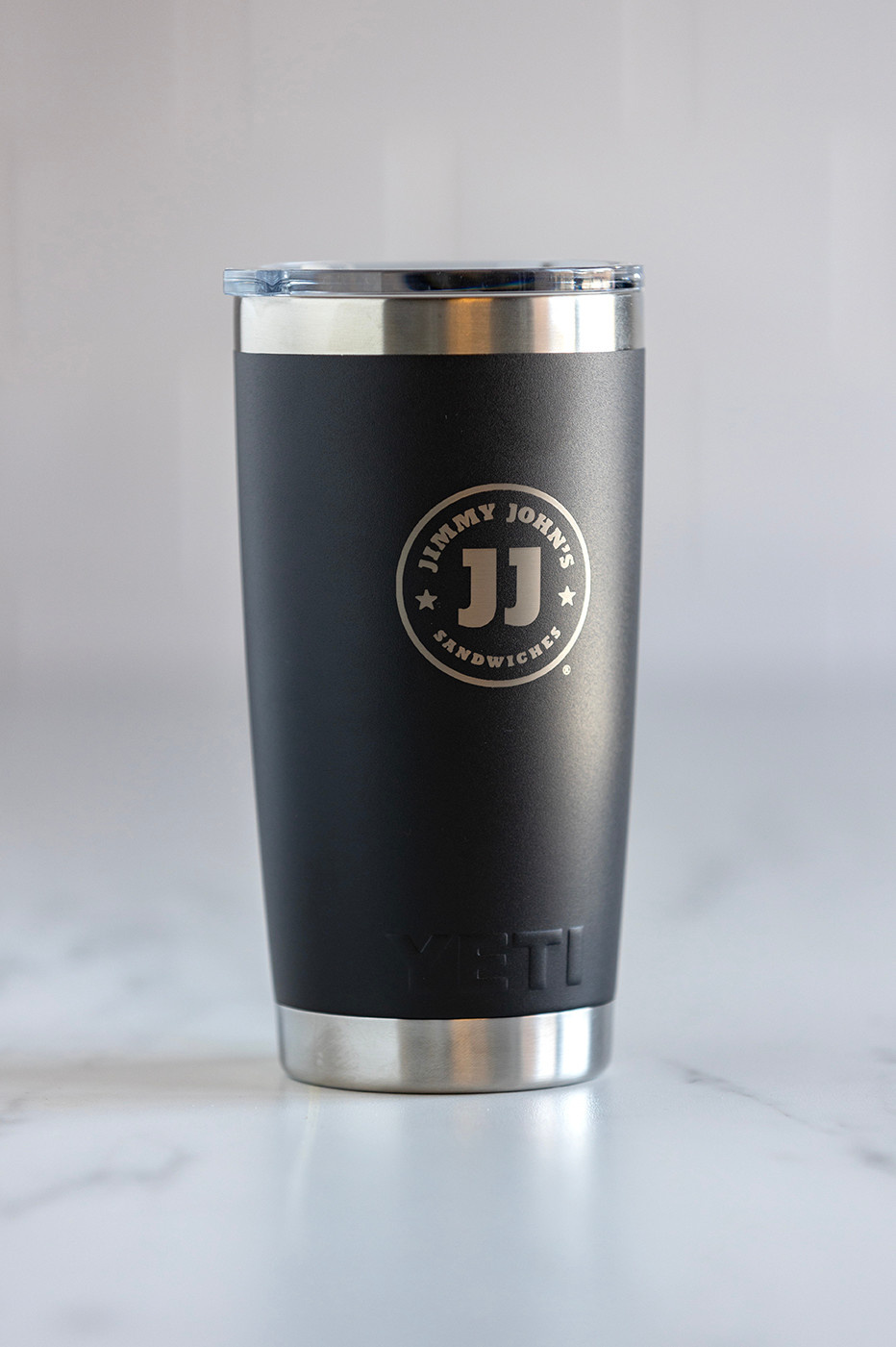 新品YETI Rambler 20 oz Cup ブラック Rambler® 20 oz (591 ml) Stackable Cup – YETI EUROPE