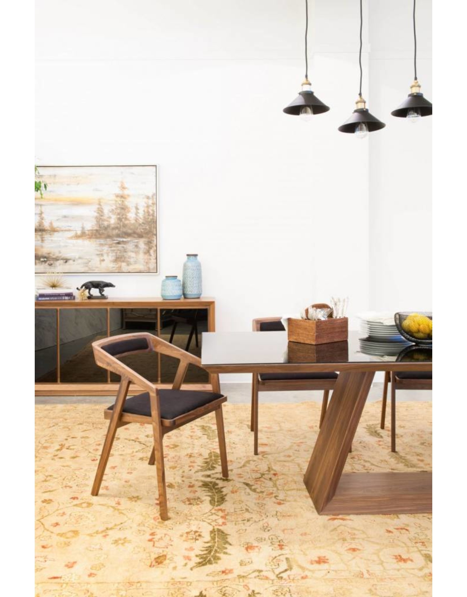 Monroe & Kent PADMA ARM CHAIR BLACK