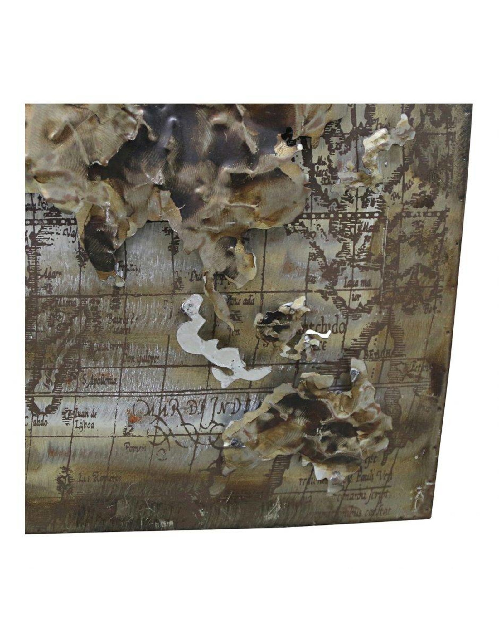 Monroe & Kent METAL WORLD WALL DECOR