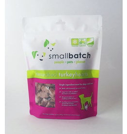 SMALL BATCH SMALL BATCH Freezedried Turkey Heart Dog & Cat Treats 3.5 oz.