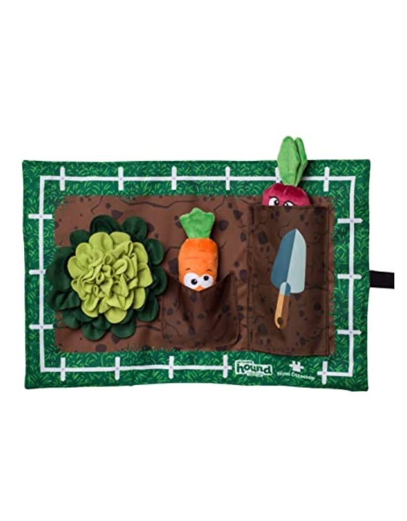 OUTWARD HOUND Activity Matz GARDEN GAME Dog Puzzle Mat - The Fish & Bone