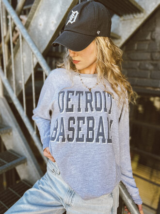 Retro Brand RBBL Womens Detroit Baseball Pullover Crewneck Retro Brand RBBL Womens Detroit Baseball Pullover Crewneck