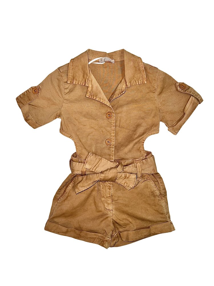 Fun & Fun Italy Cut-out Buttoned Romper