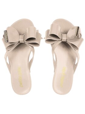 Petite Jolie Nassau Slides