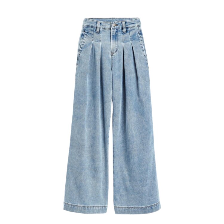 Tractr High Rise Pleated Wide Leg Pant