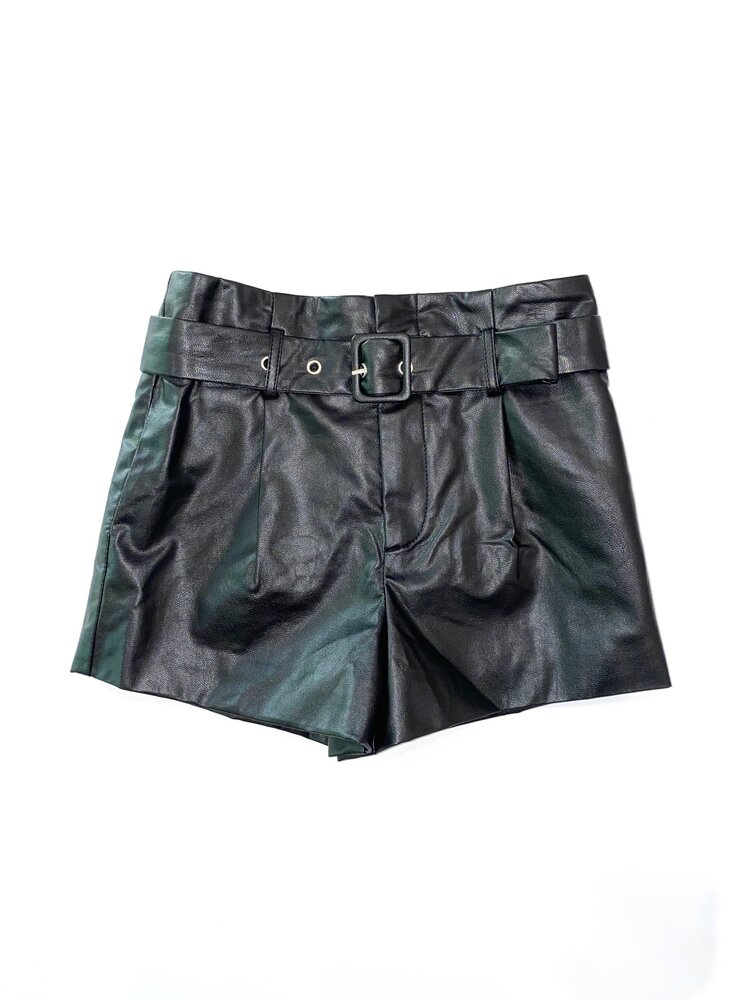 Hannah Banana Faux Leather Shorts w/ Belt