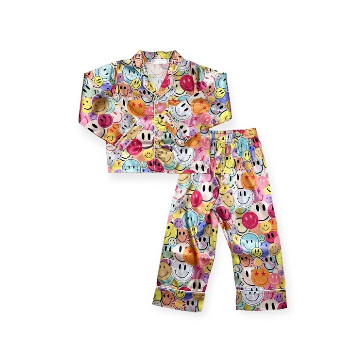 Tweenstyle Hippie Smiles Satin Lounge Set