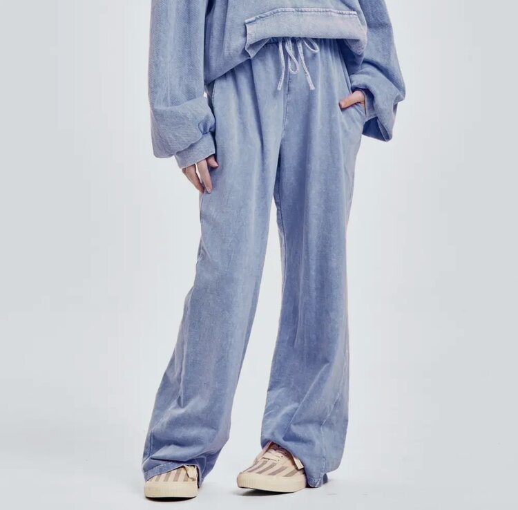 Good Girl Mineral Wash Wide Leg Sweatpant