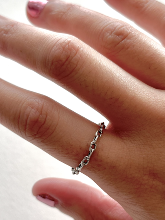1389 - reposeux Small Chain Link Ring 1389 - reposeux Small Chain Link Ring