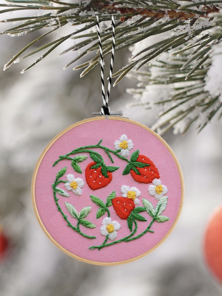 Ornament Embroidery Kit - Strawberries