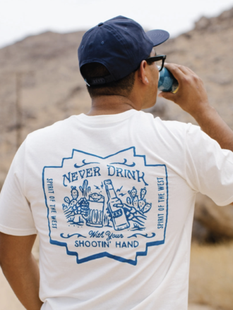 1423 - sendero Shootin' Hand ¡Salud! Edition T-Shirt