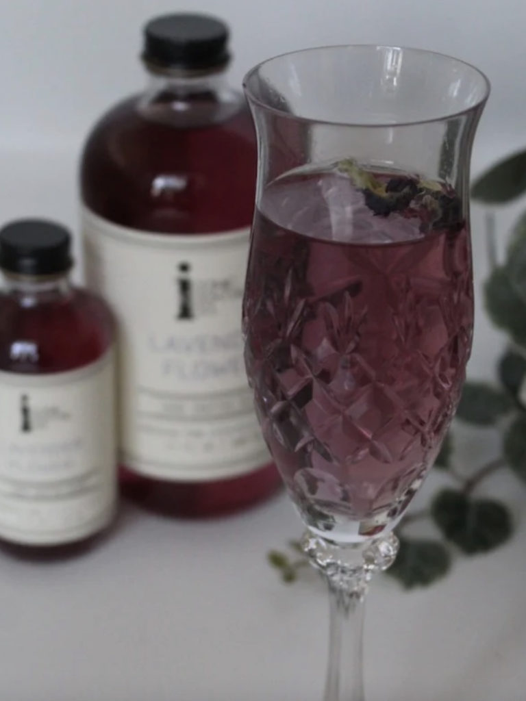 4 oz. Lavender Flower Mixer