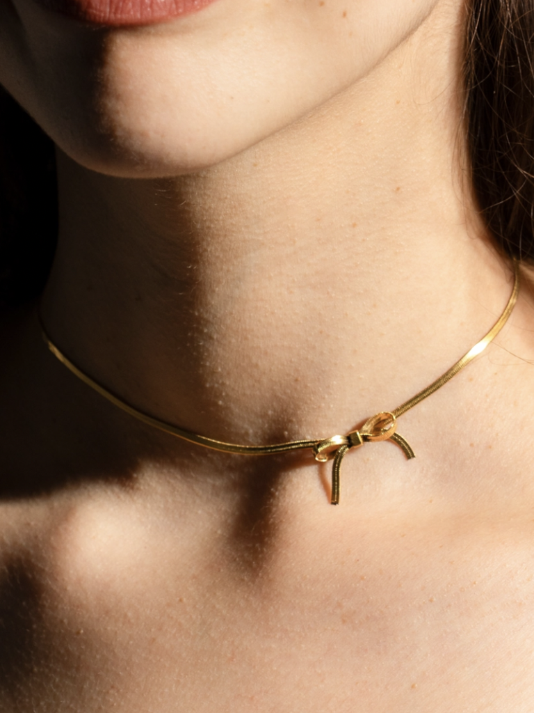 Bow Peep Necklace - Gold