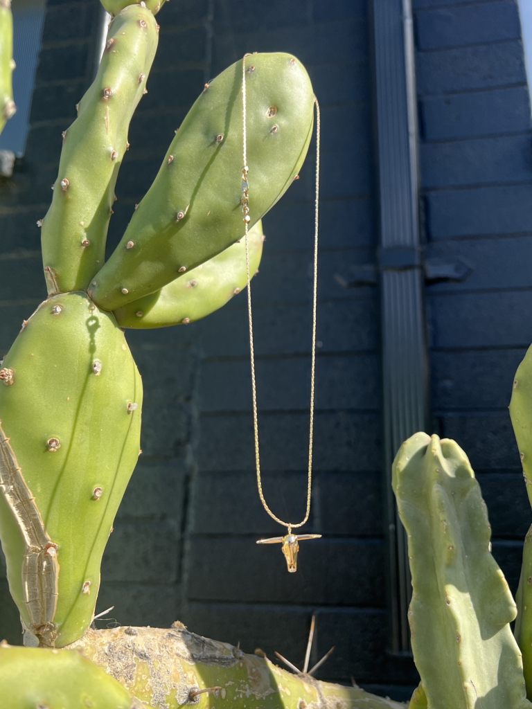 Longhorn Necklace - Gold