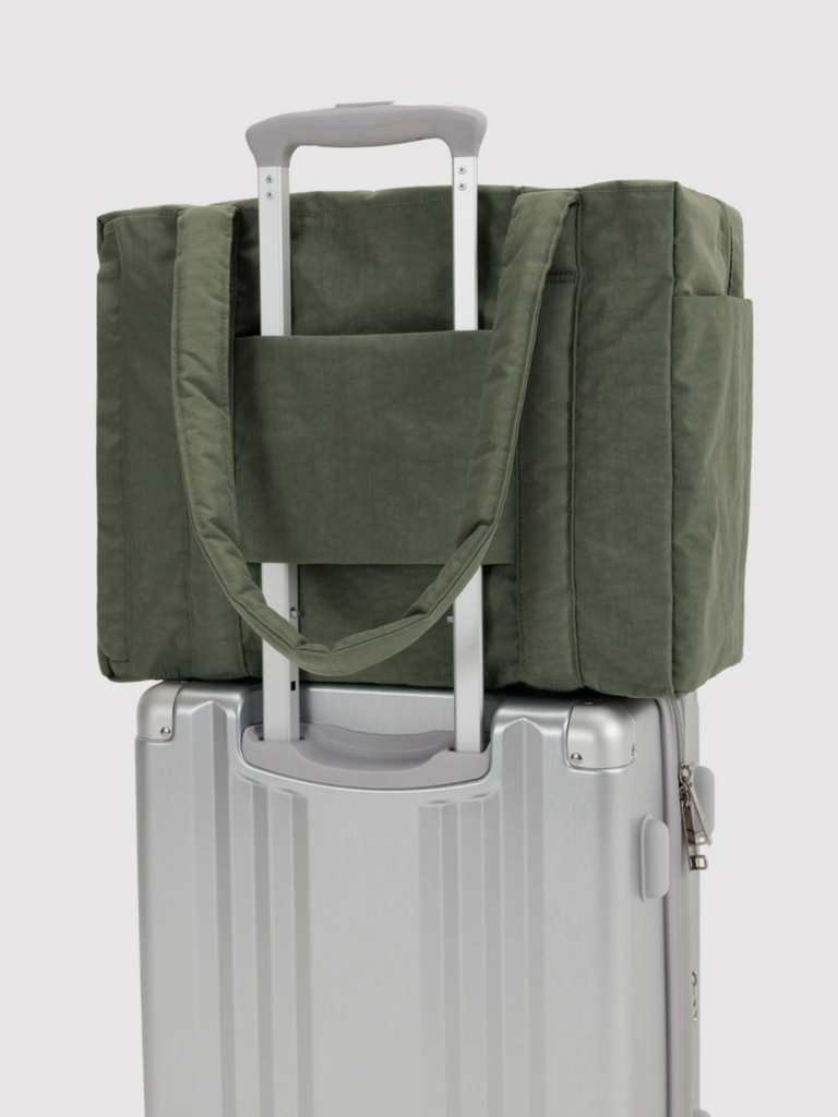 Small Cloud Carry-On