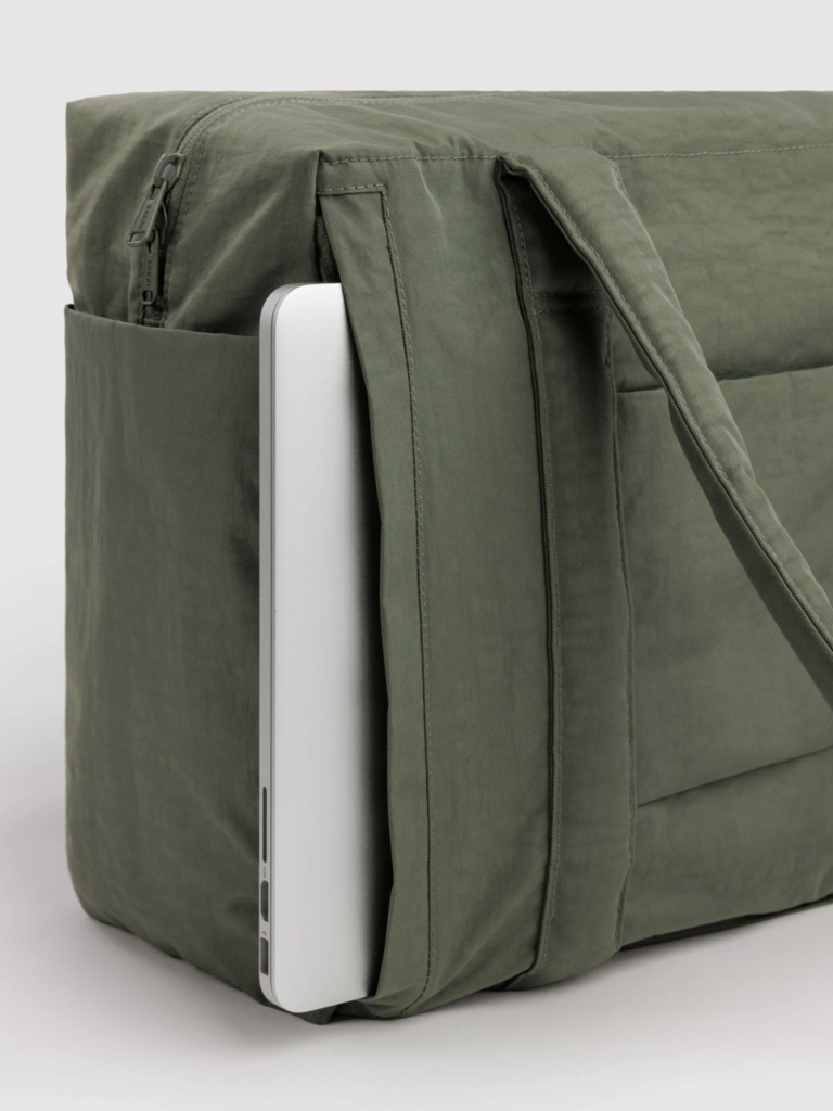 Small Cloud Carry-On