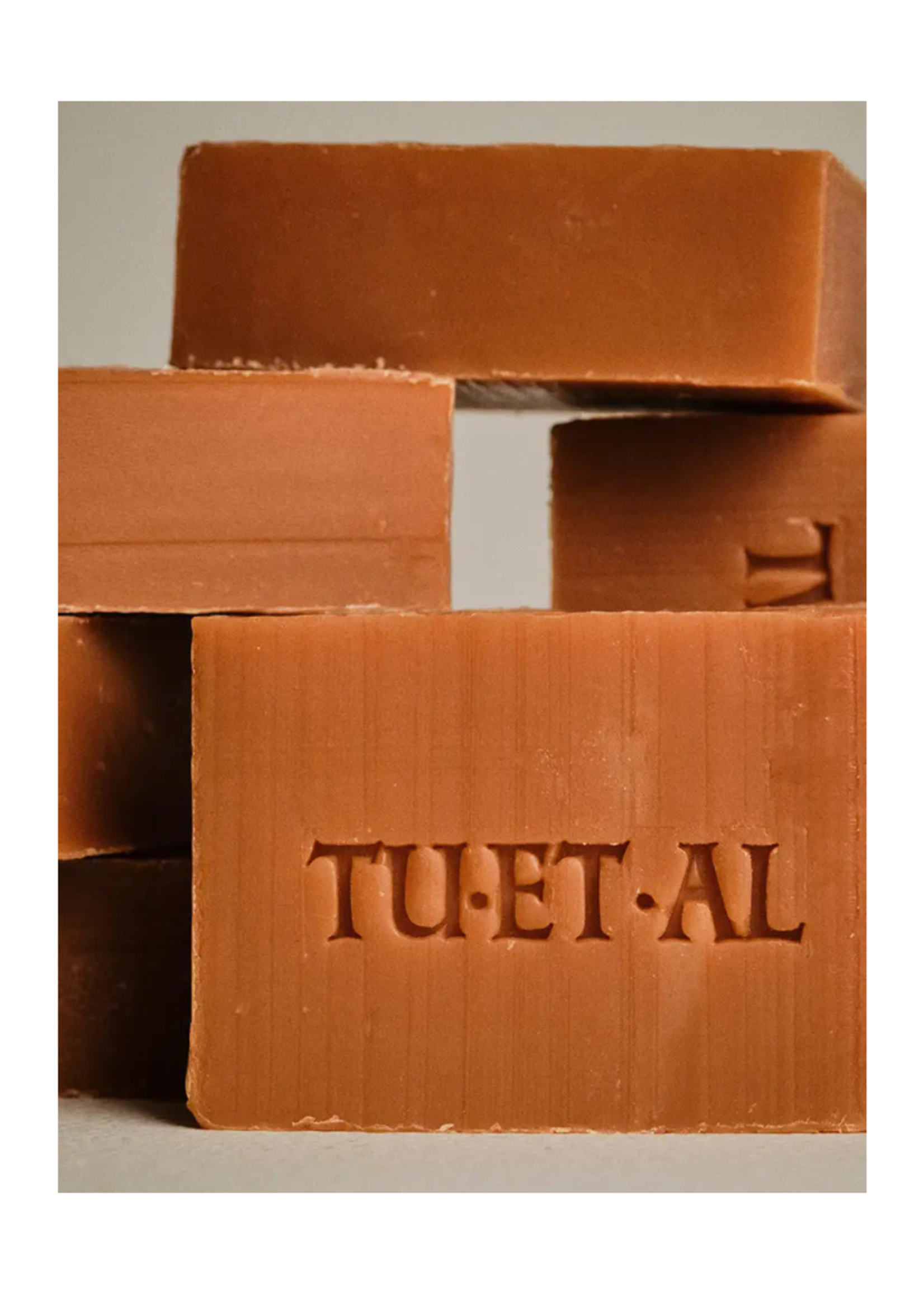 TU-ET-AL TU-ET-AL - Solstice Balancing Red Clay Bar Soap