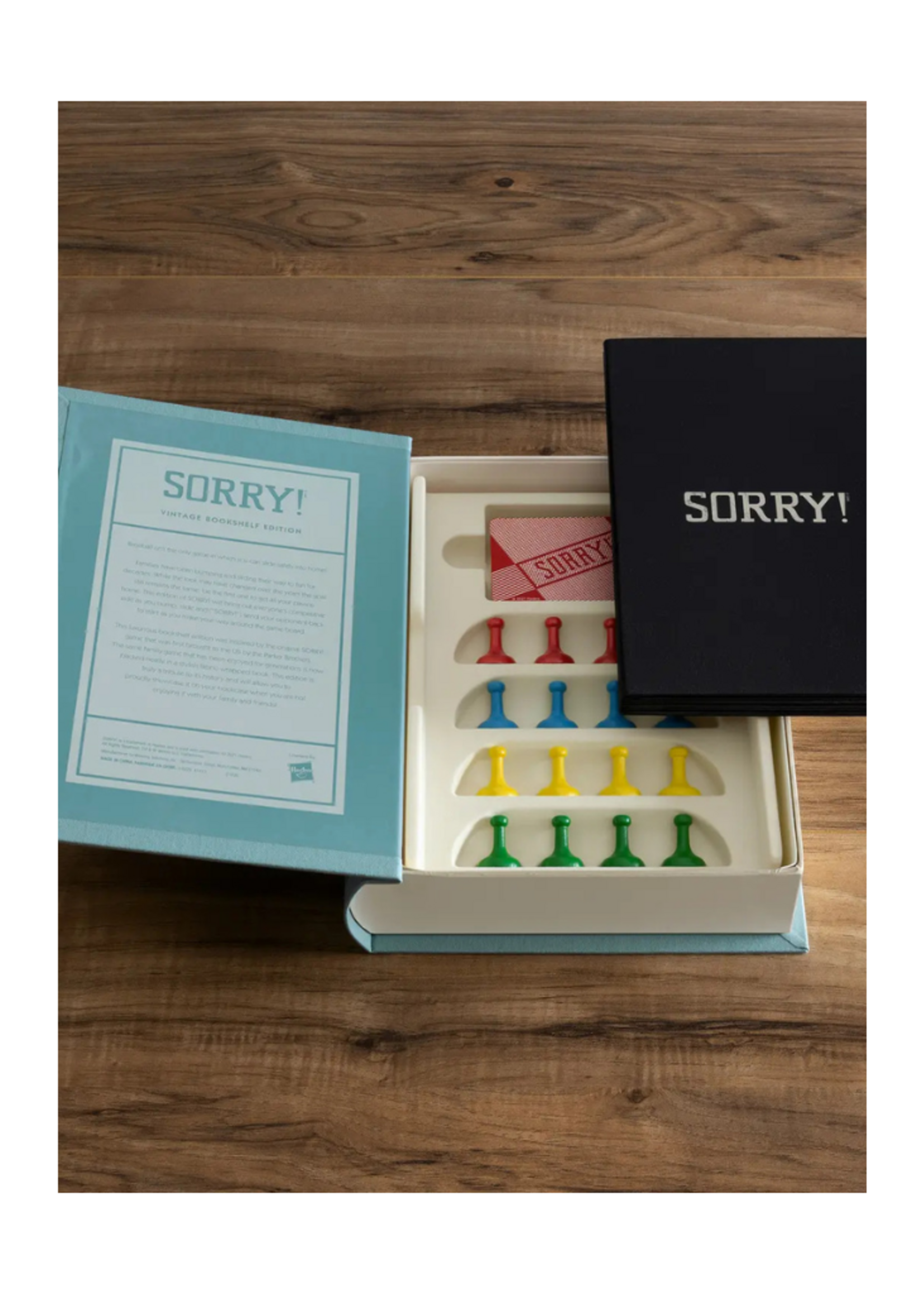 WS Game Company - Sorry! Vintage Bookshelf Edition