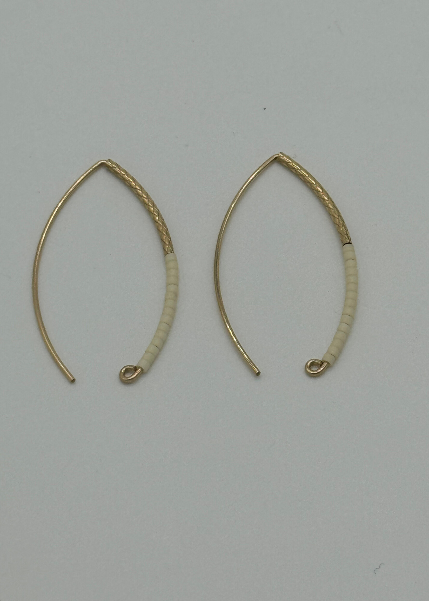 Suga Jewelry Suga Jewelry No. E056 Earrings l Ivory